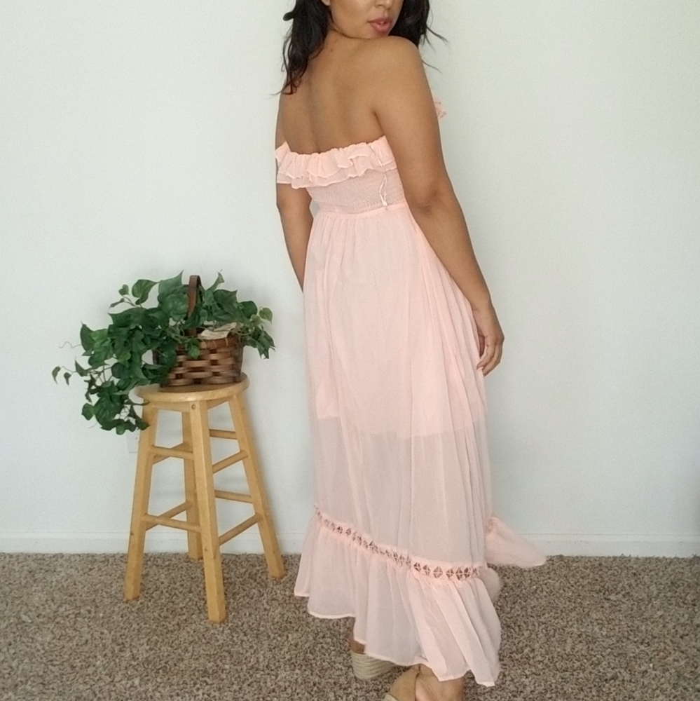 DOVES & ROSES RUFFLE SMOCKED MIDI DRESS - Picture 6 of 8